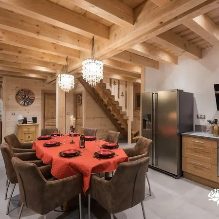 Le Domaine Des Fleurs - La Reine Des Prés Chalet *